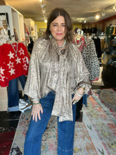 Load image into Gallery viewer, SNAKE PRINT BLOUSE
