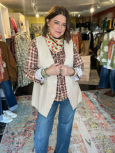 Load image into Gallery viewer, JADED GYPSY NATURAL VEST
