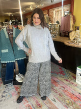 Load image into Gallery viewer, LEOPARD WIDE LEG DENIM
