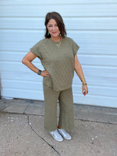 Load image into Gallery viewer, OLIVE QUILTED LOUNGE TOP
