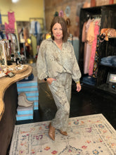 Load image into Gallery viewer, DESERT SAGE BLOUSE
