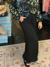 Load image into Gallery viewer, THE BEST BLACK PANT

