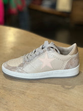 Load image into Gallery viewer, PAZ GOLD SNAKE SNEAKER
