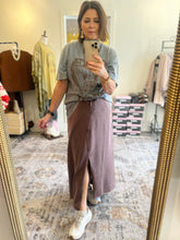 Load image into Gallery viewer, BROWN MAXI SKIRT
