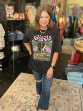 Load image into Gallery viewer, NASHVILLE MINERAL WASH TEE
