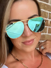 Load image into Gallery viewer, DAX AVIATOR OCEAN SUNGLASSES
