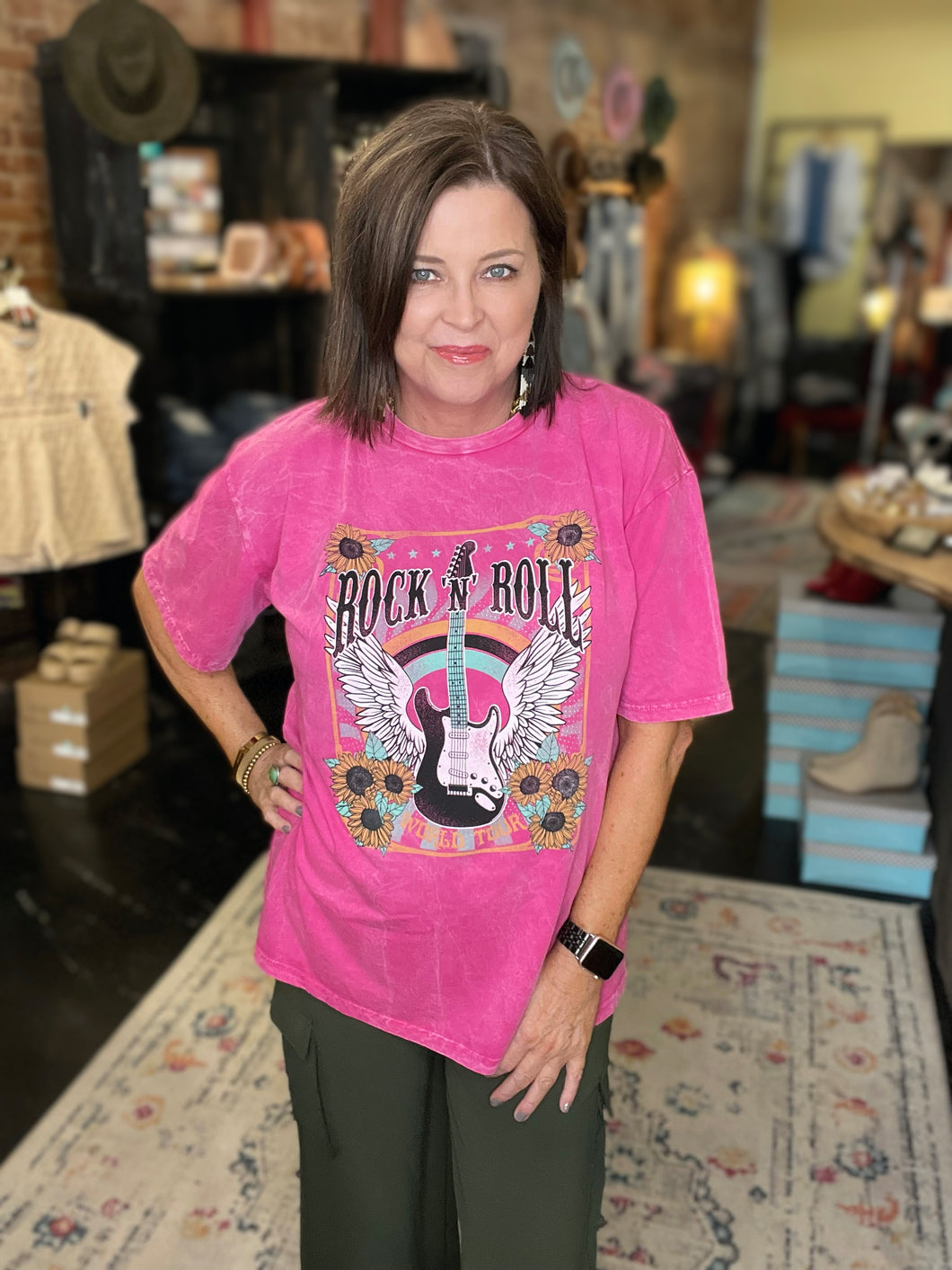 ROCK N ROLL HOT PINK GRAPHIC TEE