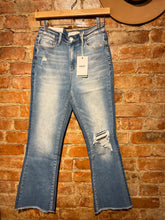 Load image into Gallery viewer, VERVET CROPPED FLARE DENIM
