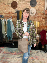 Load image into Gallery viewer, BOHO BUCKET HANDBAG (4 COLORS)
