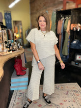Load image into Gallery viewer, CREAM/GRAY PANT (CURVY)
