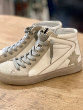 Load image into Gallery viewer, ROXANNE WHITE SNEAKER
