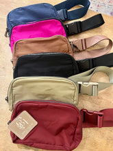Load image into Gallery viewer, WATERPROOF BELT BAG (6 COLORS)

