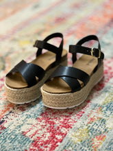 Load image into Gallery viewer, BLACK PLATFORM SANDAL
