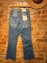 Load image into Gallery viewer, VERVET CROPPED FLARE DENIM
