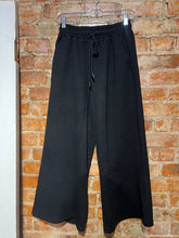 Load image into Gallery viewer, BLACK LOUNGE PANT
